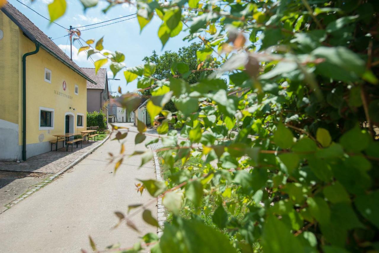Hotel Weingut Martinshof Sankt Ulrich  Exterior foto
